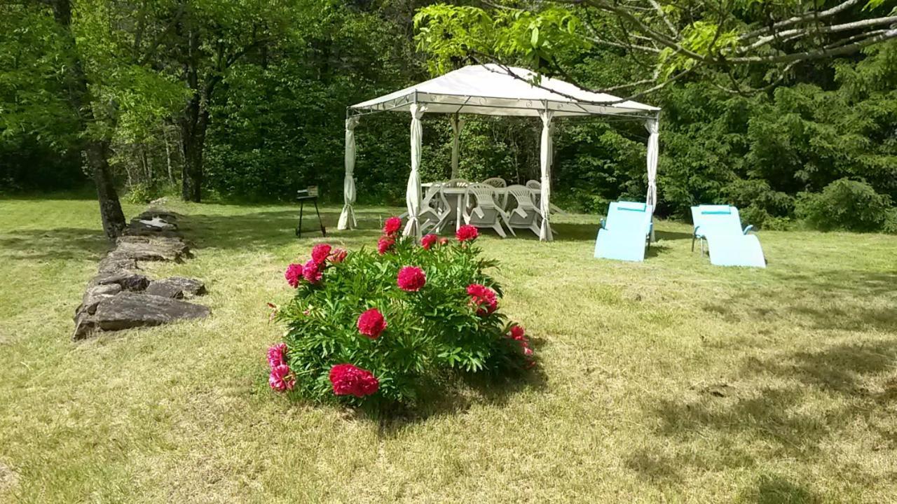 Bed and Breakfast Domaine De Lara Barcelonnette Exterior foto