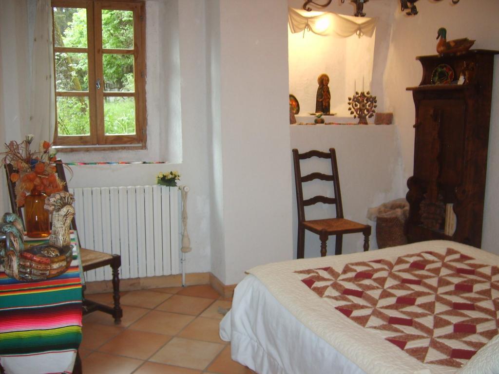Bed and Breakfast Domaine De Lara Barcelonnette Habitación foto