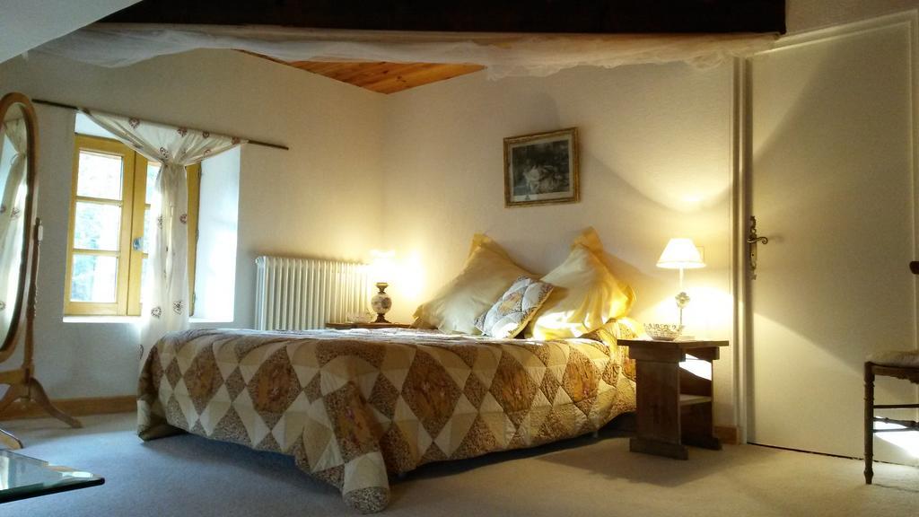 Bed and Breakfast Domaine De Lara Barcelonnette Habitación foto
