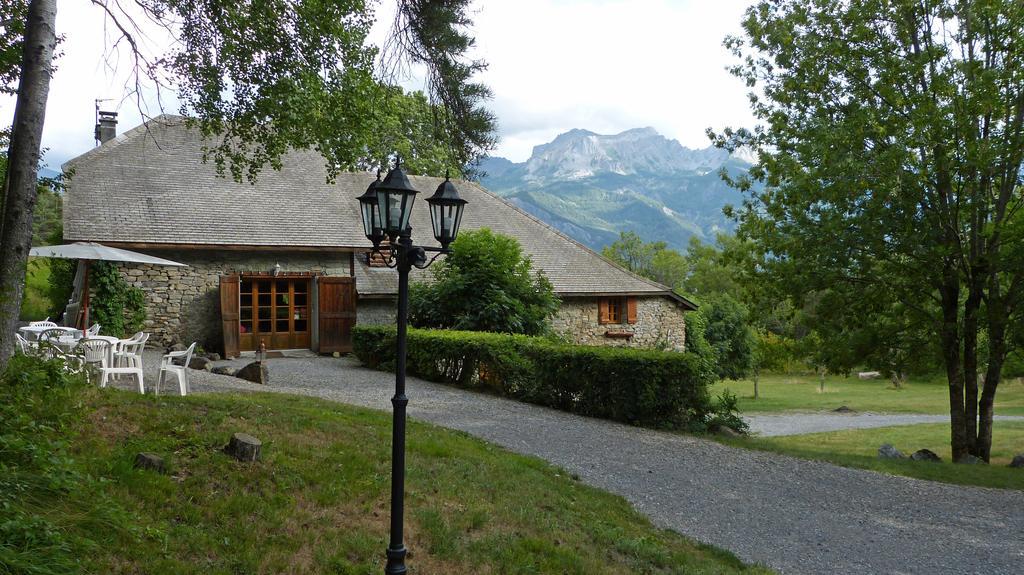 Bed and Breakfast Domaine De Lara Barcelonnette Exterior foto