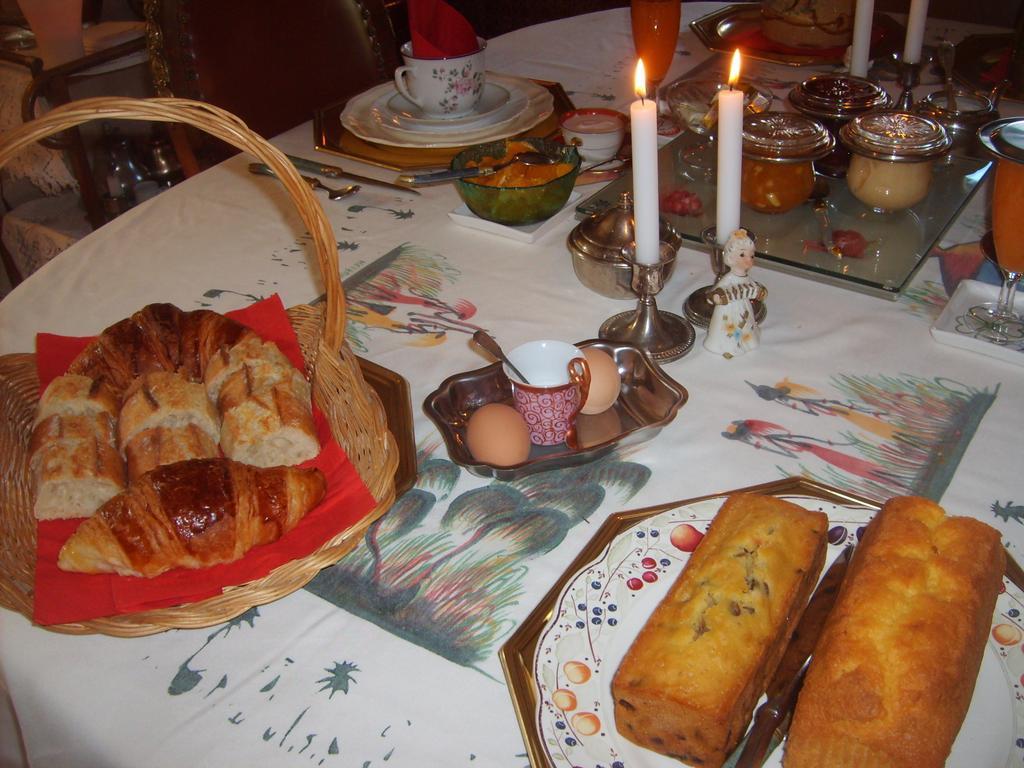 Bed and Breakfast Domaine De Lara Barcelonnette Exterior foto