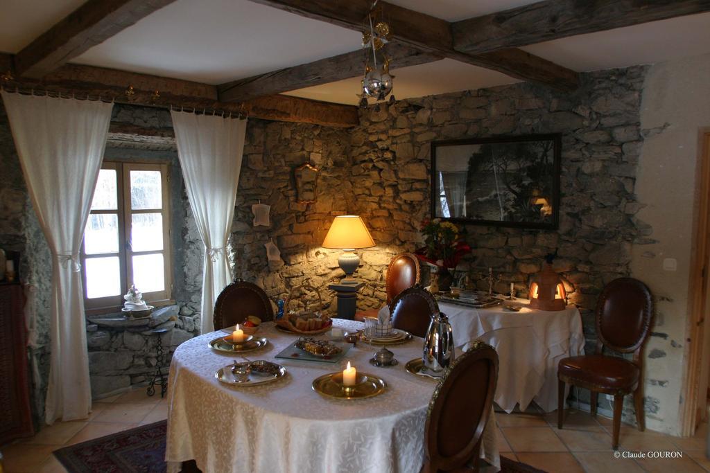 Bed and Breakfast Domaine De Lara Barcelonnette Exterior foto
